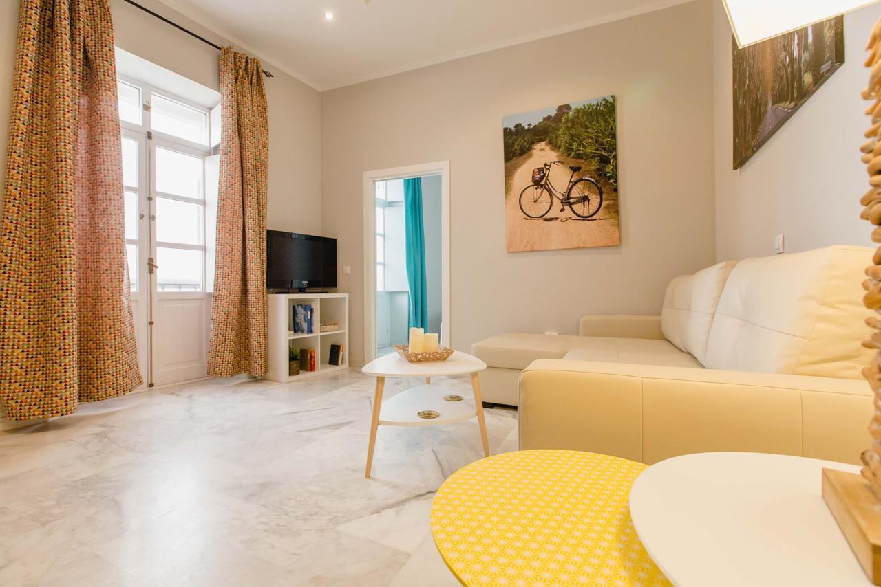 Apartamento La Casa Del Almirante Кадис Екстериор снимка